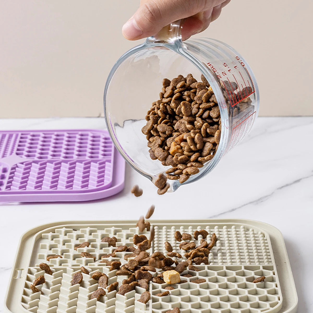 Silicone Cat Lick Mat — Slow Feeder Pad with Suction Cup